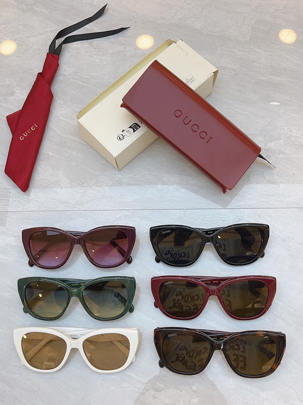 Gucci GG1588S