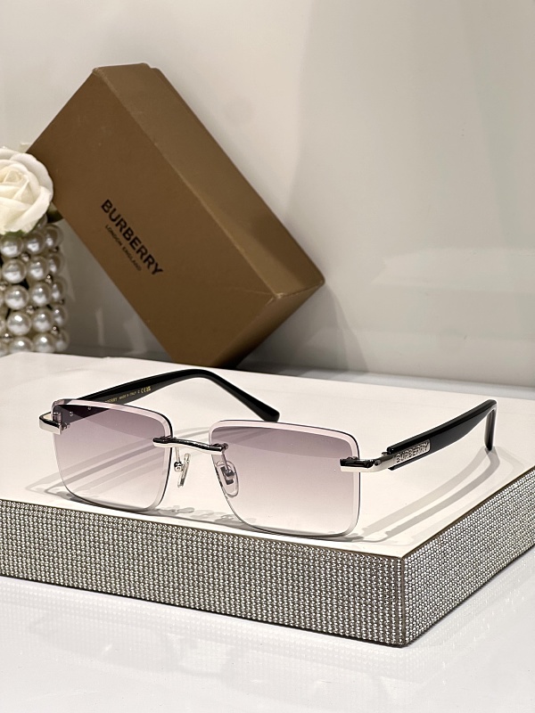 Burberry BE2244-235073722