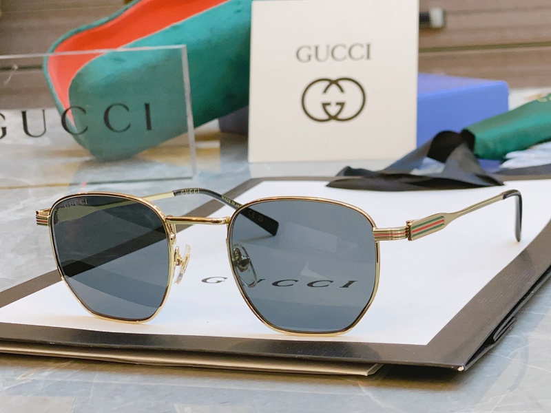 Gucci GG1878O-209061581