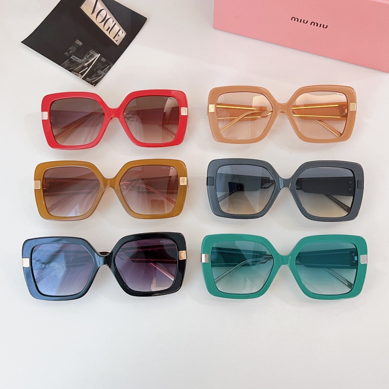 Miumiu MU131AV