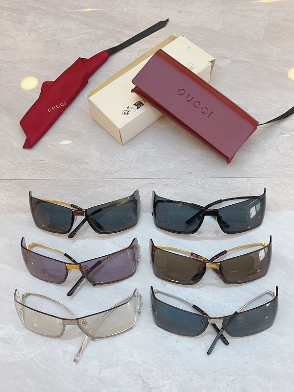 Gucci GG1713S-234112411
