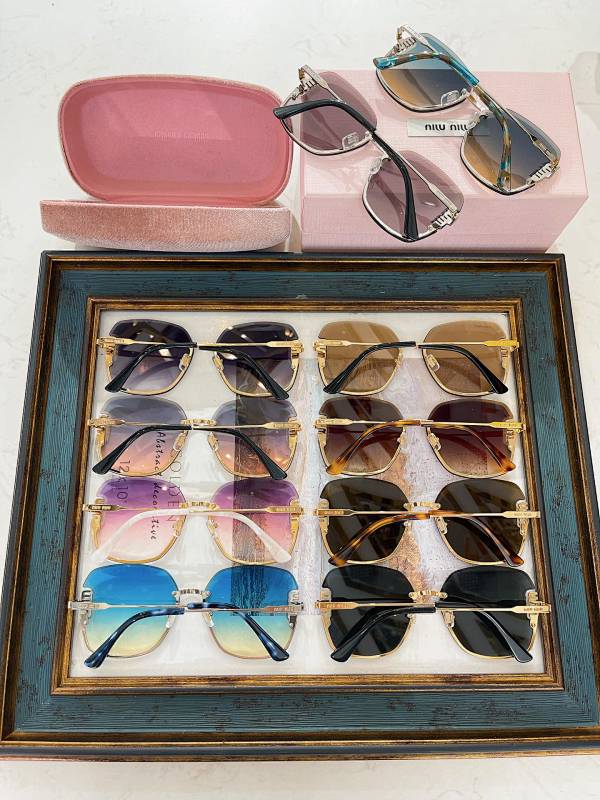 Miumiu MU89AV-166157344