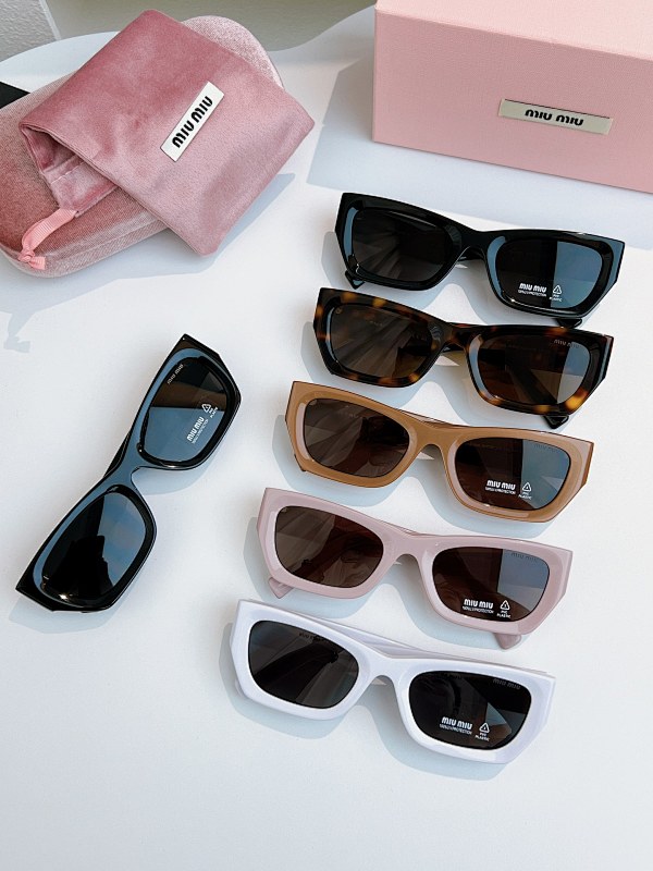 Miumiu SMU09S-230678809