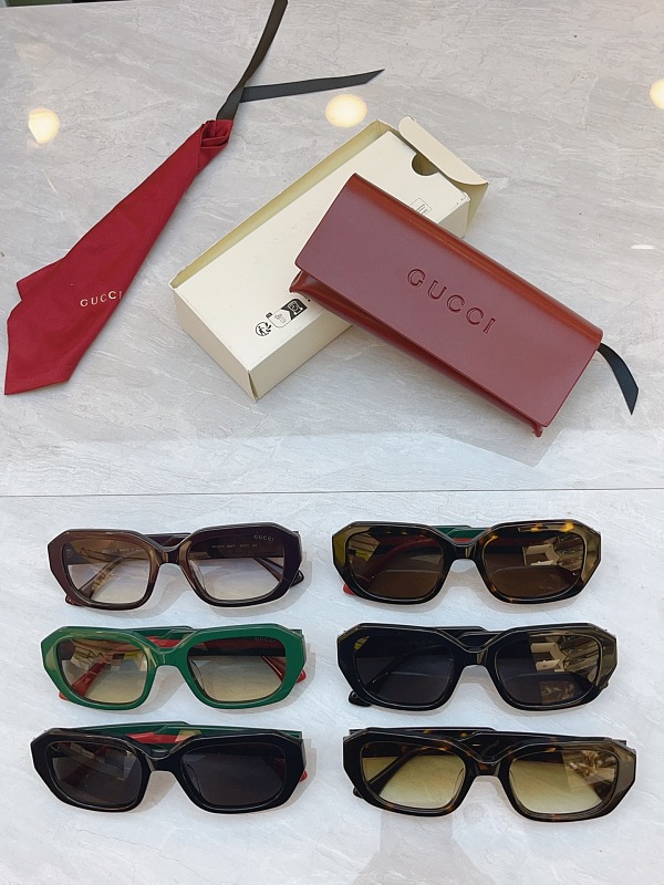 Gucci GG1553S-238597539
