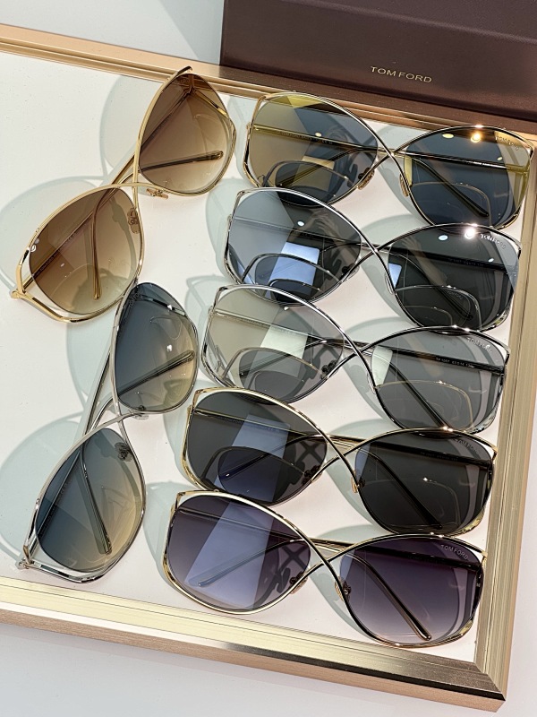 Tom ford TF1067