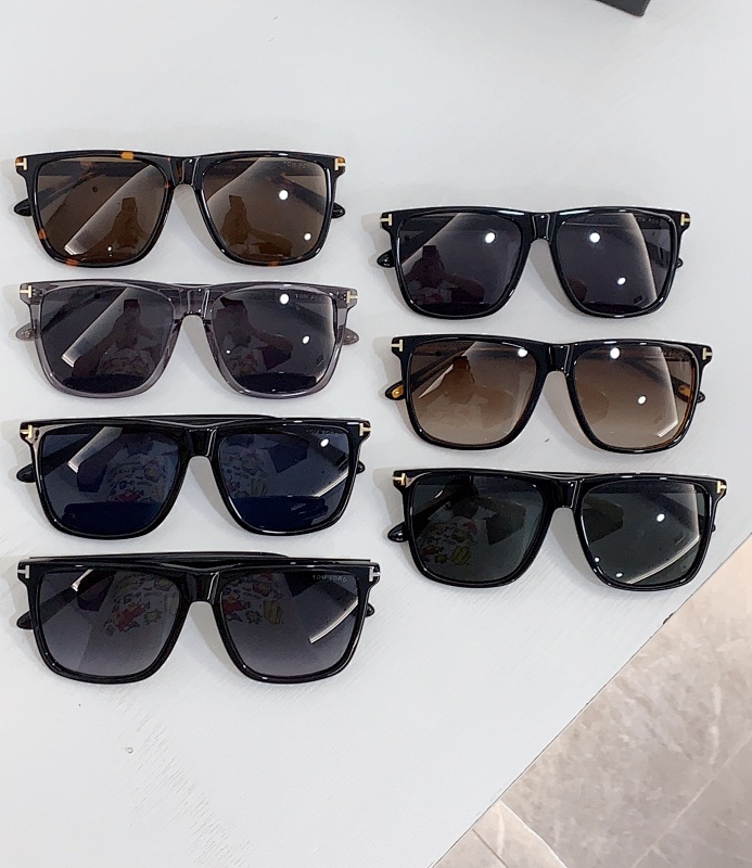 Tom ford FT0832-168904724