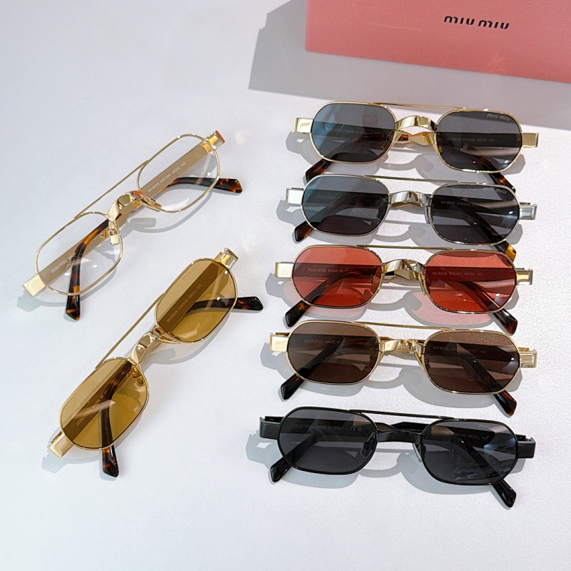 Miumiu MUB52S