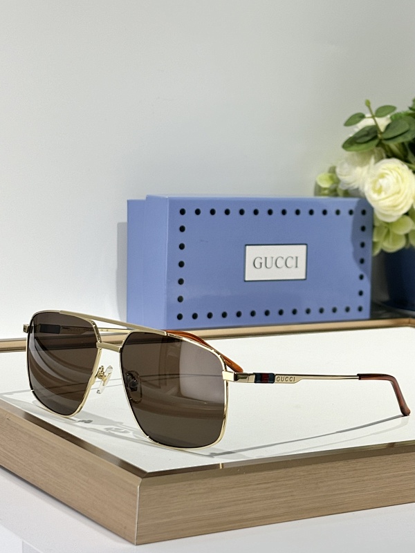 Gucci GG1676S