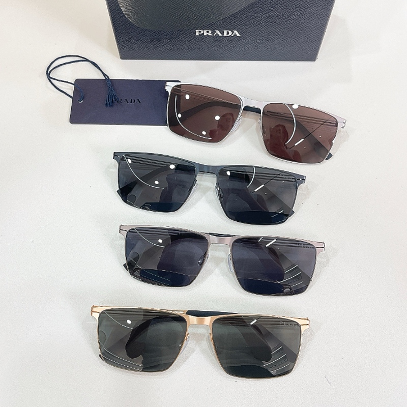 Prada PR130YS