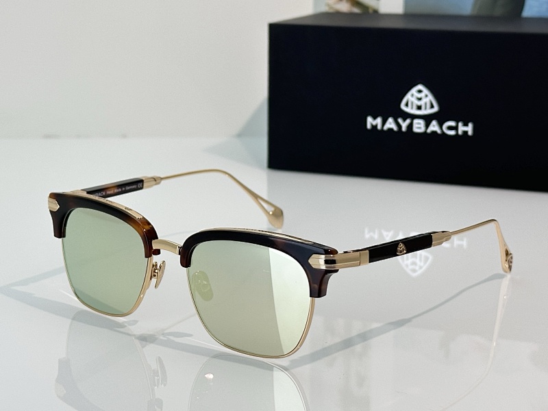 Maybach NEW-208144832