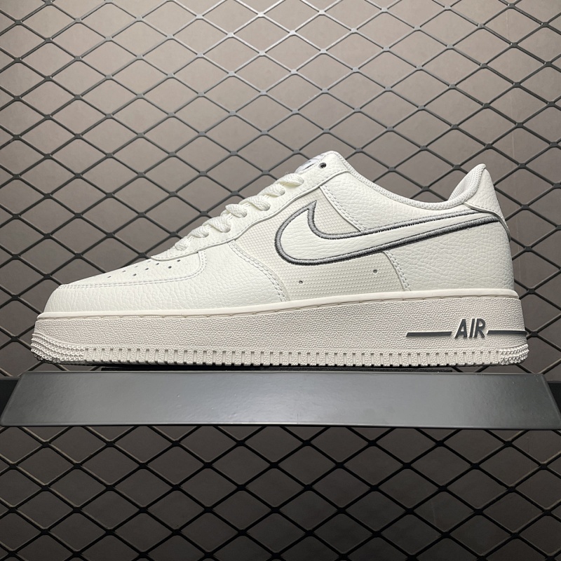 NIKE IB7677-101