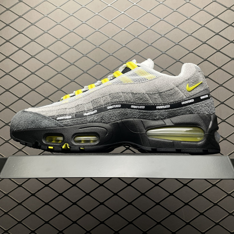 NIKE IB4523-002