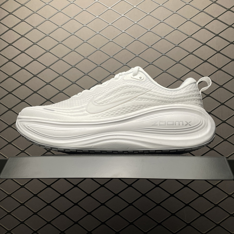 NIKE HV8150-102
