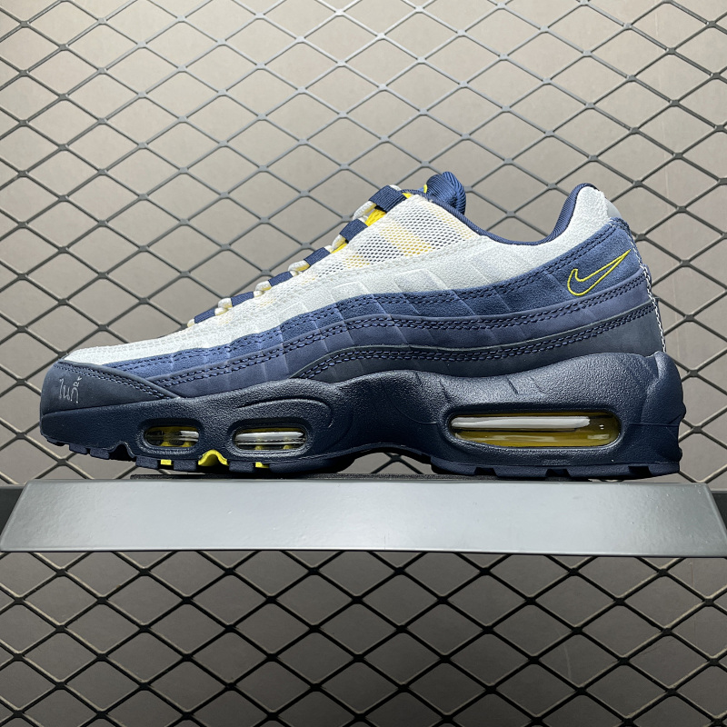 NIKE HQ8492-400-217911766