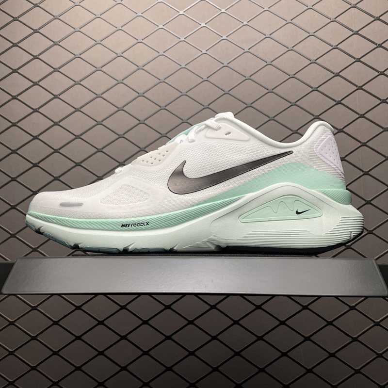 NIKE STRUCTURE26-212915304