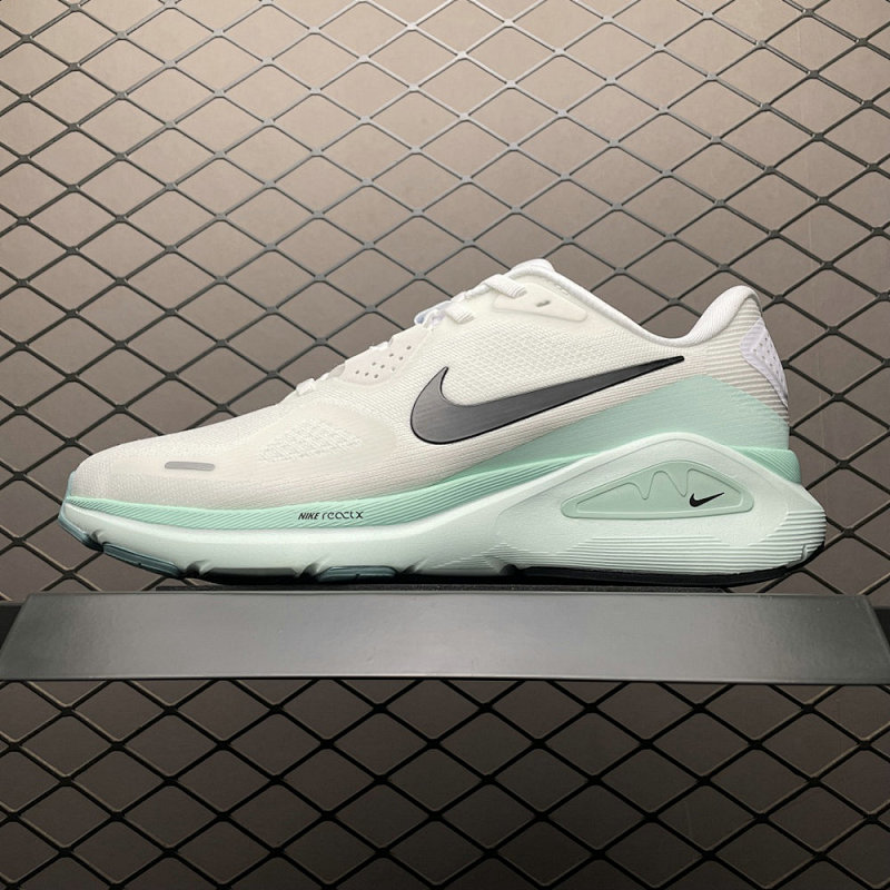 NIKE STRUCTURE26-208496998