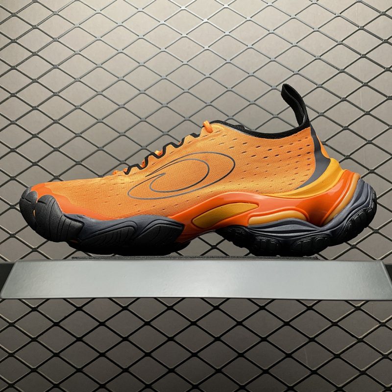 Balenciaga RUNNER829106