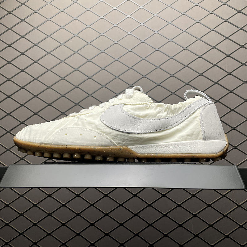 NIKE HV8547-002