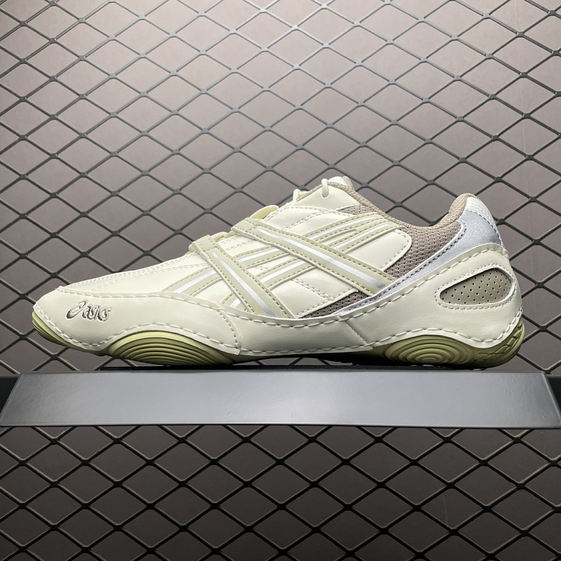 Asics HYPERSYNC1203A879-250
