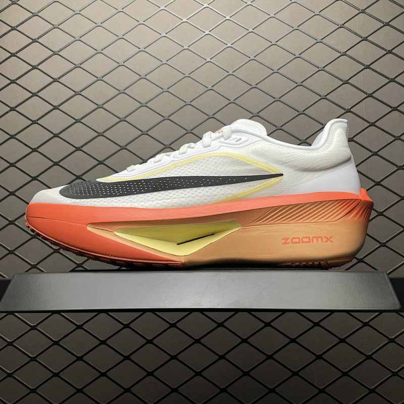 NIKE IB6657-108