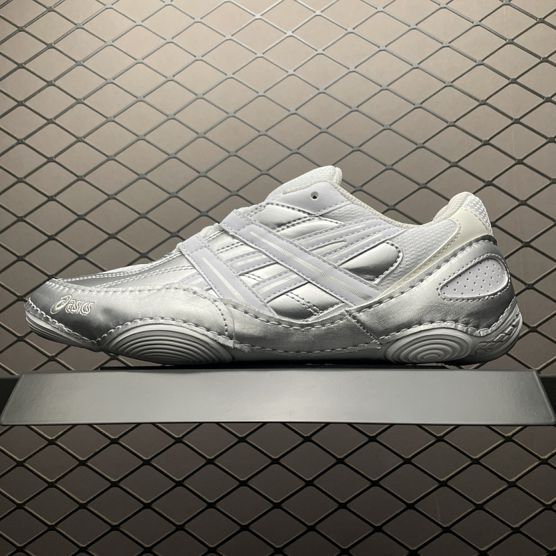 Asics HYPERSYNC1203A879-238837640