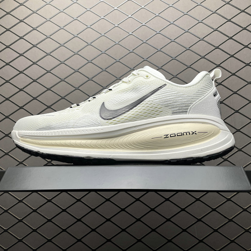 NIKE HM6803-101-203063300