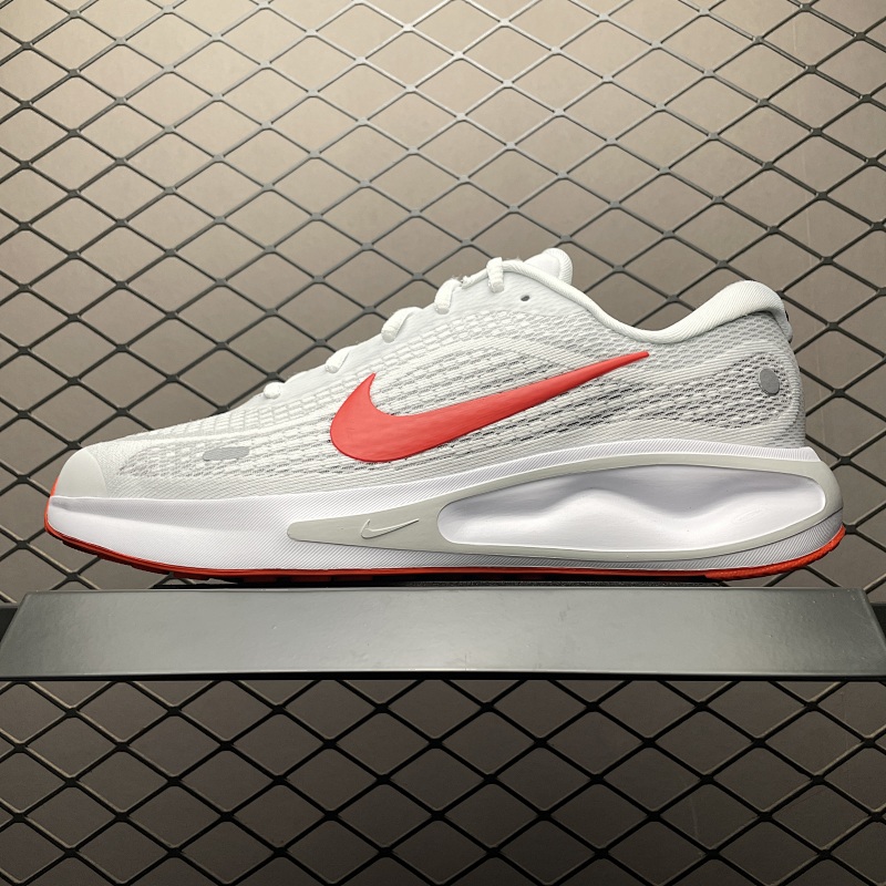 NIKE FN0228-106
