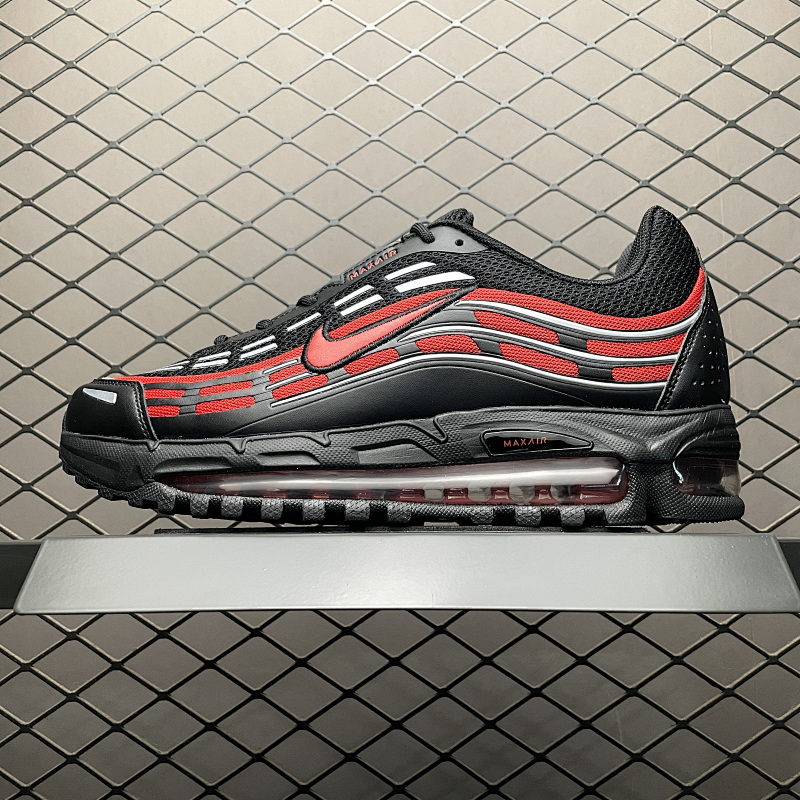 NIKE IB3074-001