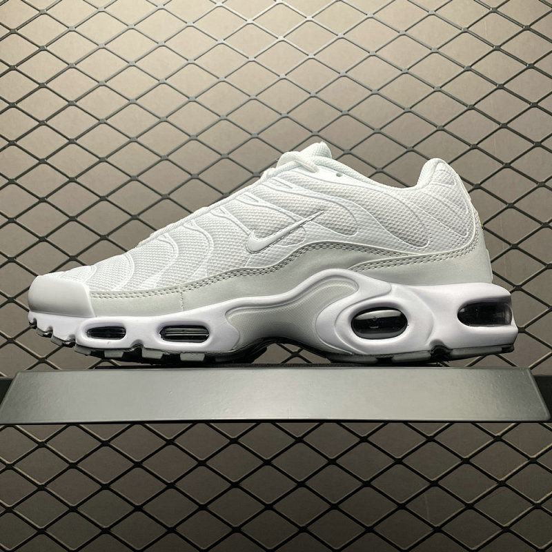 NIKE PLUS604133-139