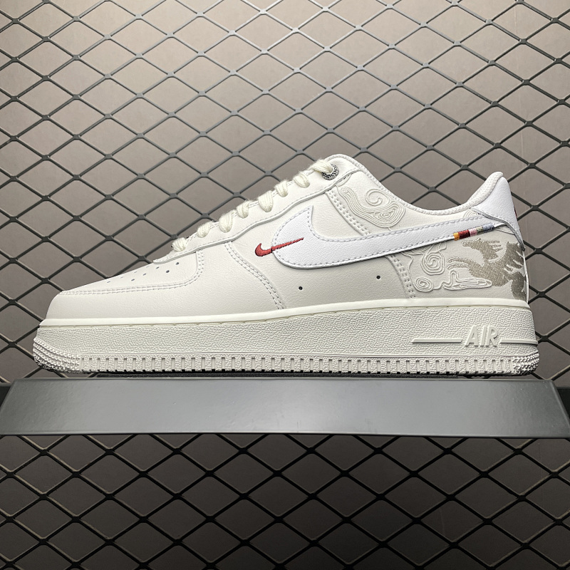 NIKE IQ1119-011-221477122