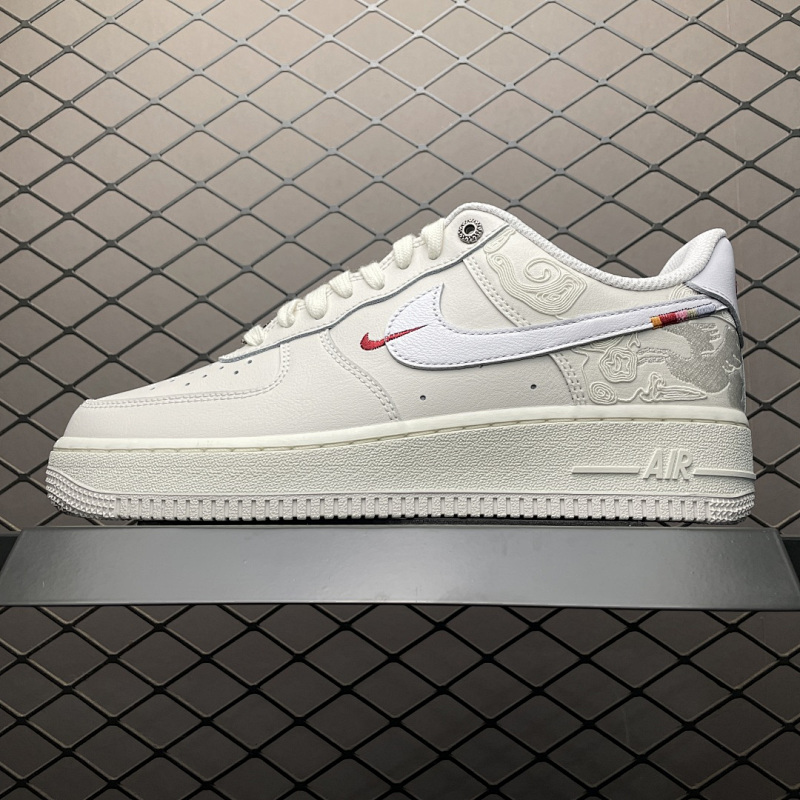 NIKE IQ1119-011-218109686