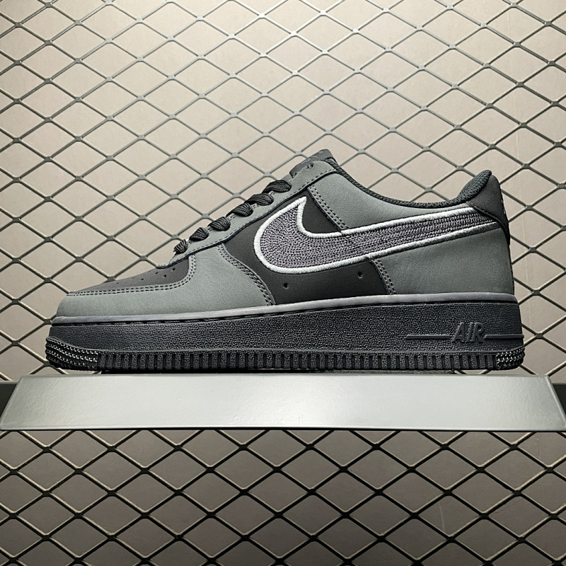 NIKE IB6842-002