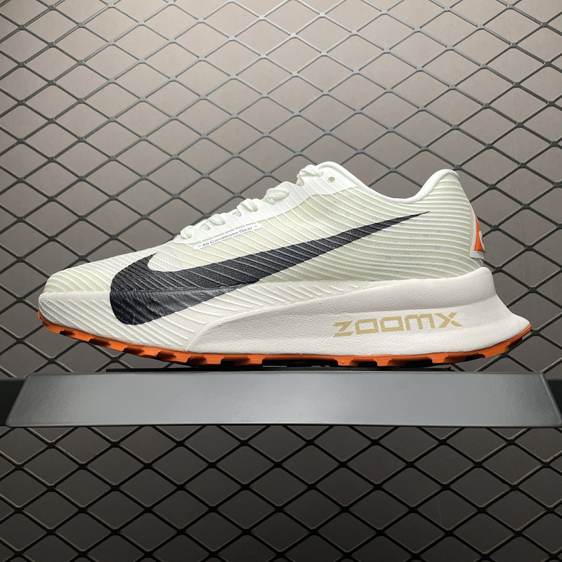 NIKE HF5668-101