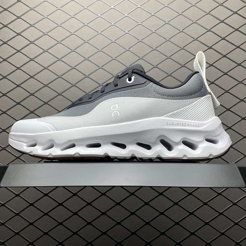 On Cloud USD OG L929282X33-4515 tilt