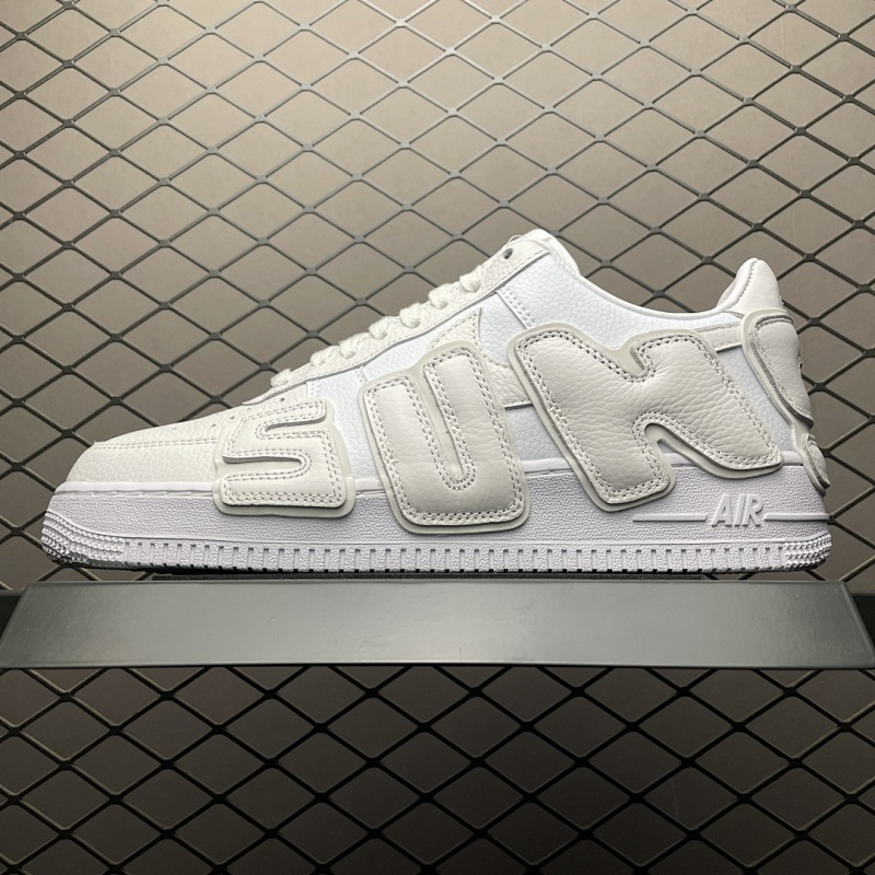 NIKE FQ7069-100-212812130