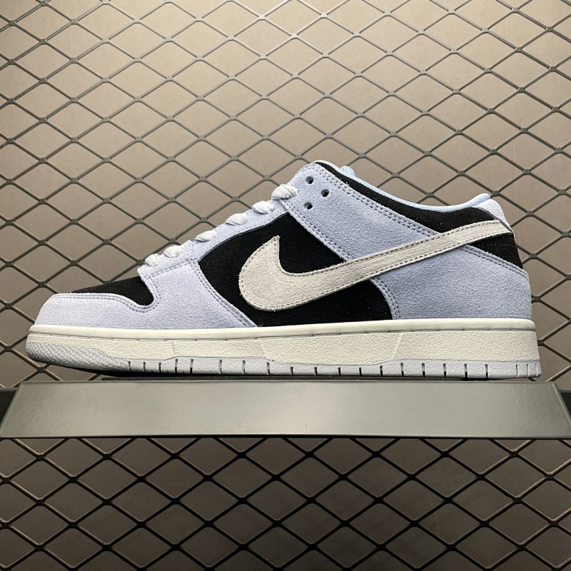 NIKE HF3063-400