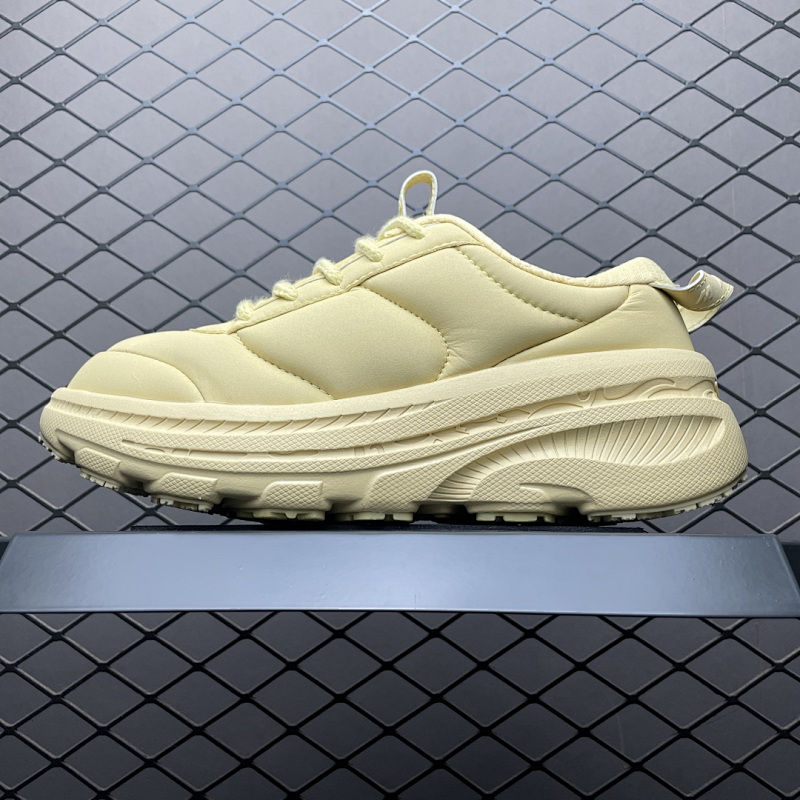 Hoka USD44-216176301