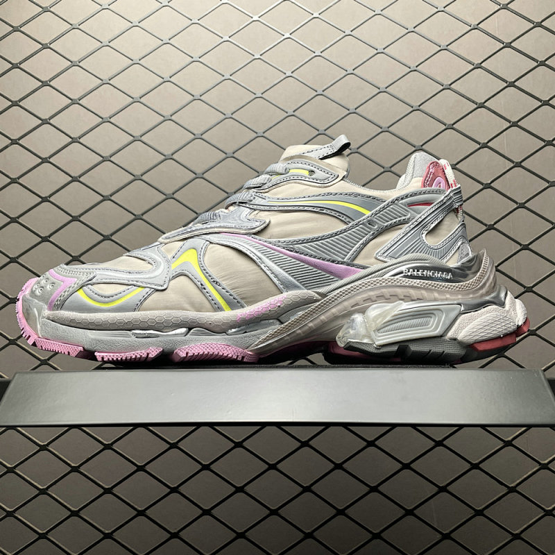 Balenciaga USD Runner-200875302