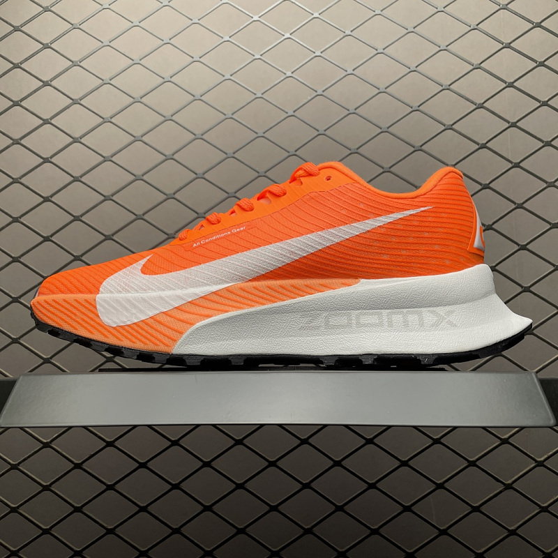 NIKE HF5668-801