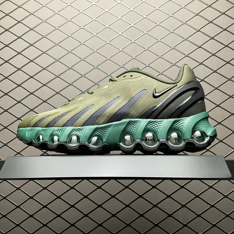 NIKE FQ7860-037