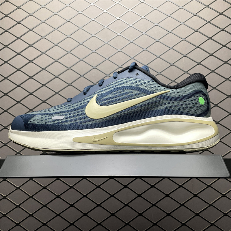 NIKE FN0228-403