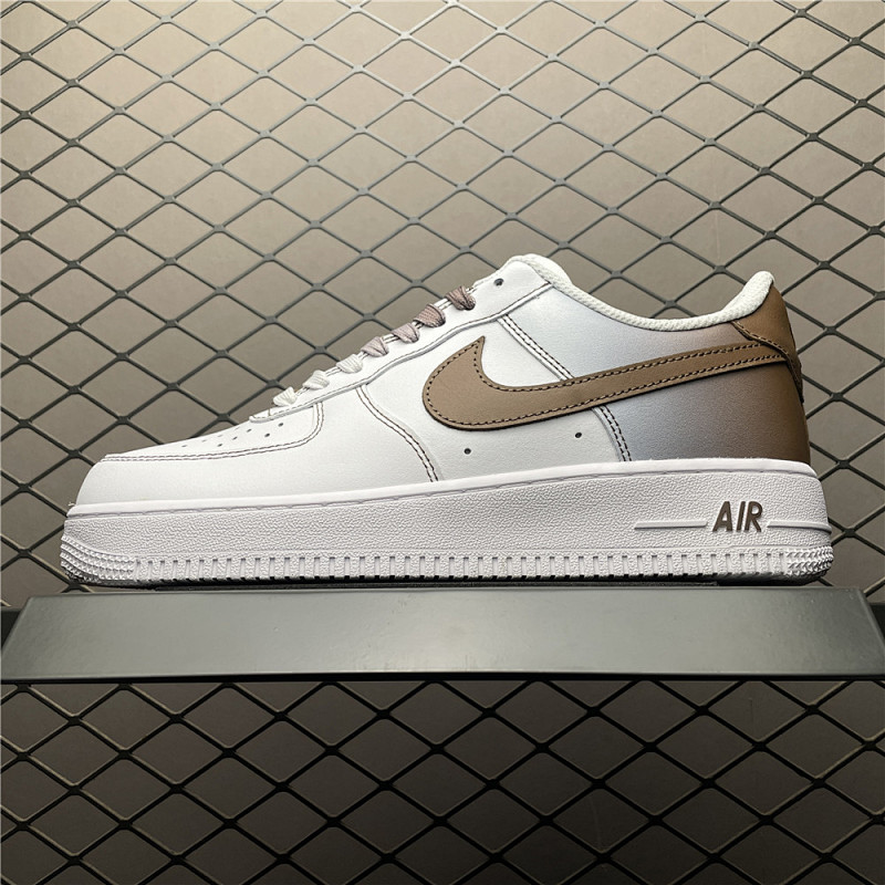 NIKE FN0366-103