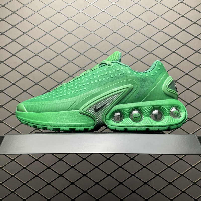 NIKE IH7671-701