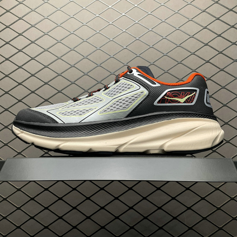 Hoka USD Clifton One 1155370-208015046