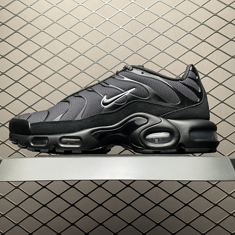 NIKE DZ4509-001