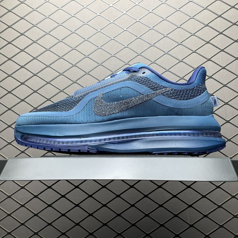 NIKE IM7384-499