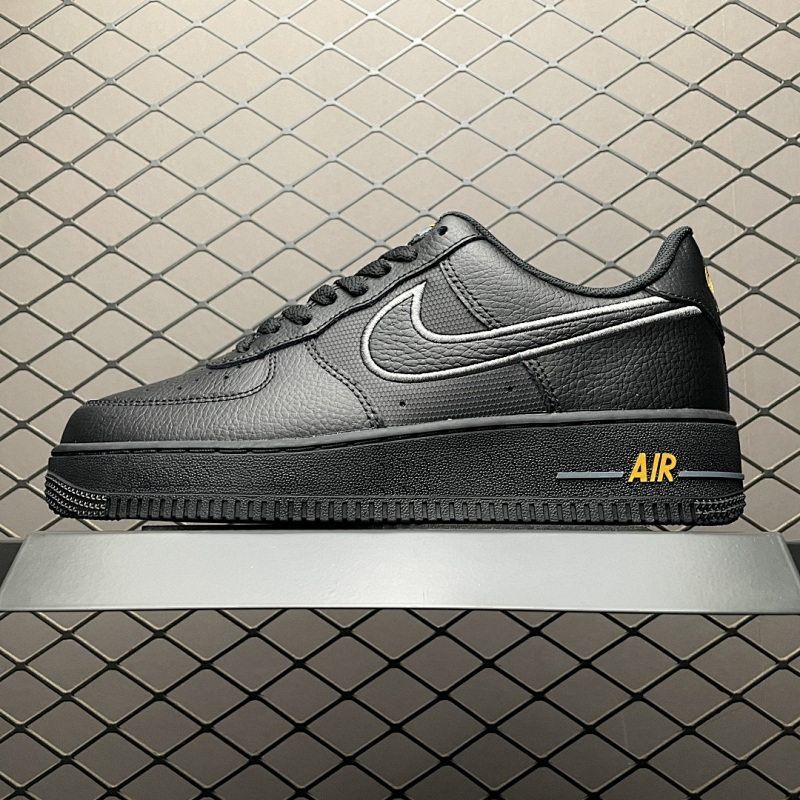 NIKE IB7677-001