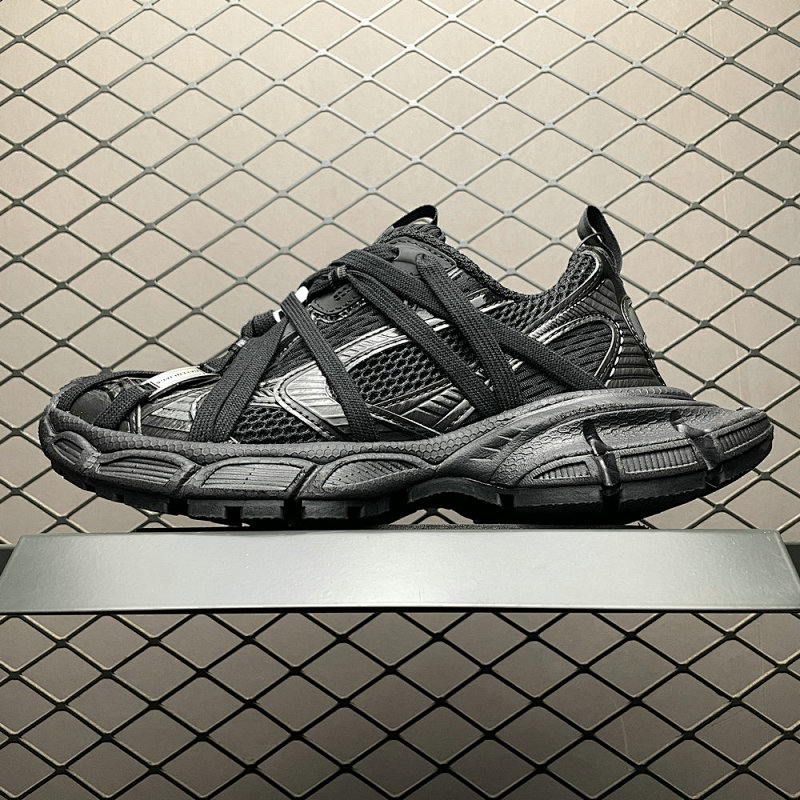 Balenciaga XA825599