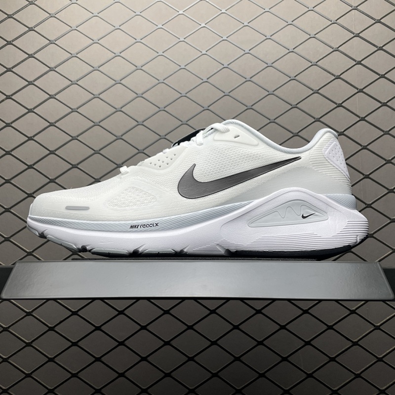 NIKE STRUCTURE26-212915214