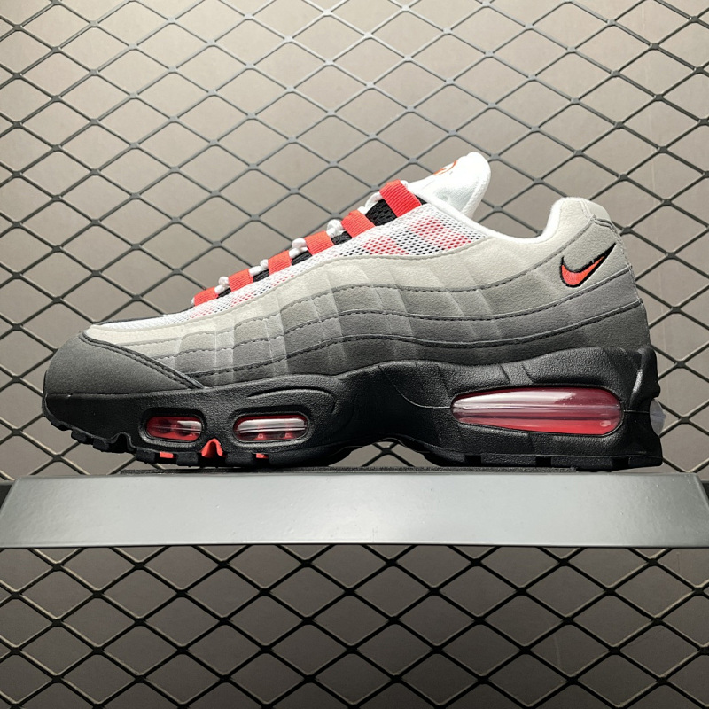 NIKE IM7410-001